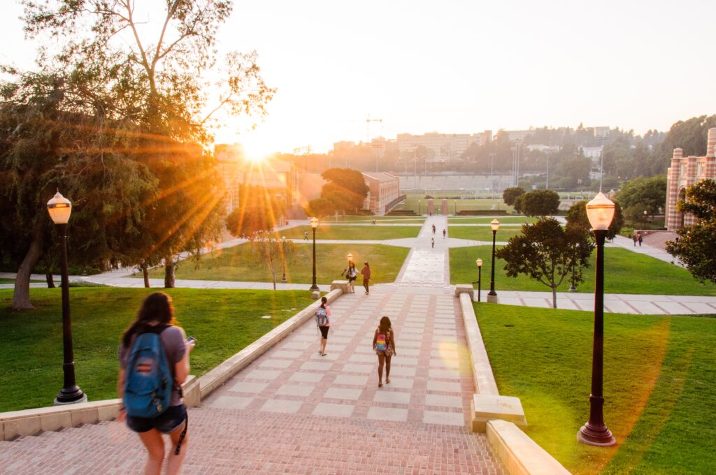 students-walking-home-from-ucla-campus-at-the-end